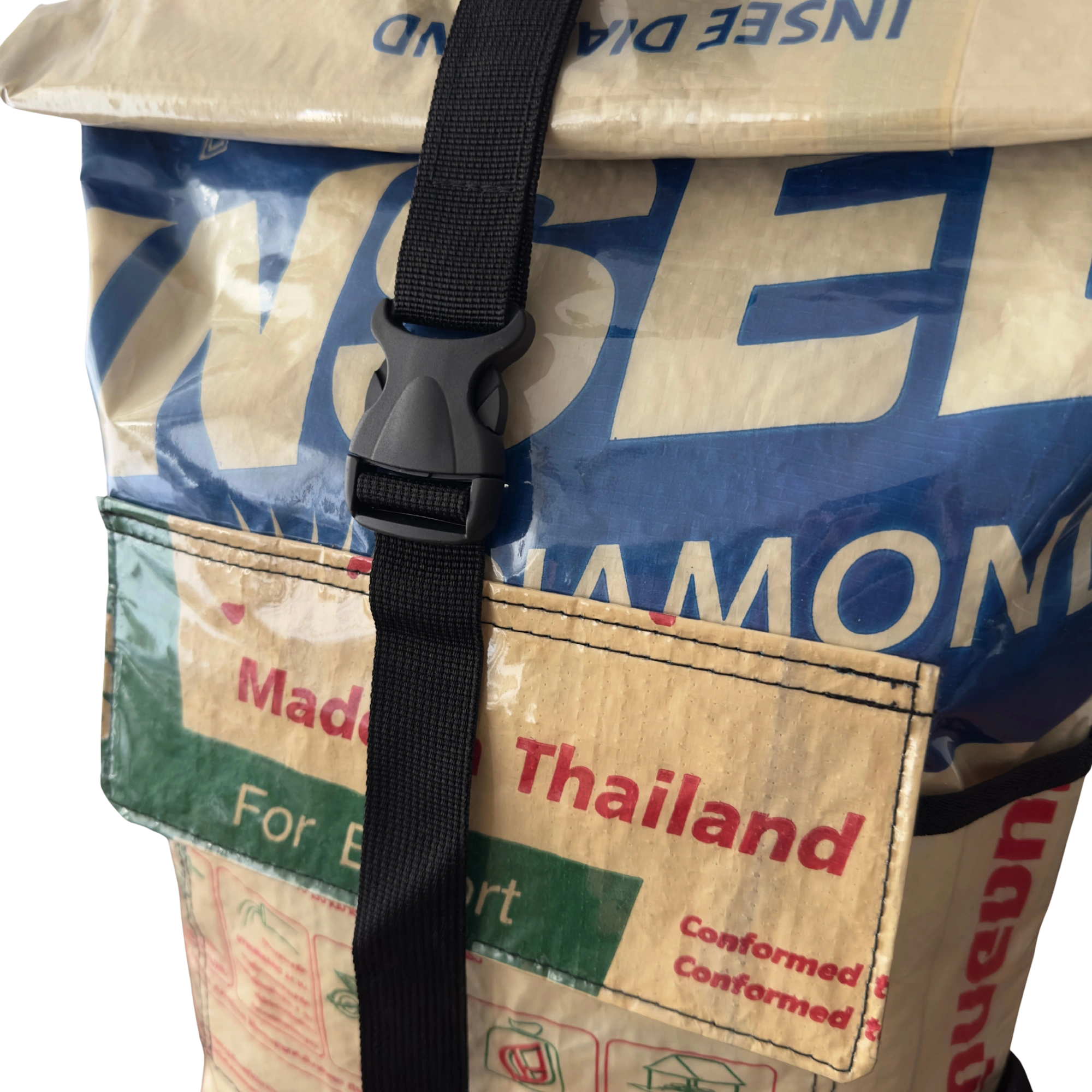Sac à dos en sac de ciment upcyclé – Thai