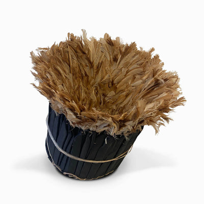 Juju hat camel – décoration murale en plumes