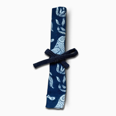 Porte-couverts de voyage écologique – tissu indigo à oiseaux – version roulée et compacte